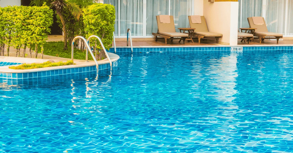 choosing the best pool contractor